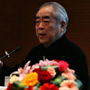 87岁画家范曾得子，知情人士：幼子已出生数月，范曾“身体与创作状态”没有任何问题